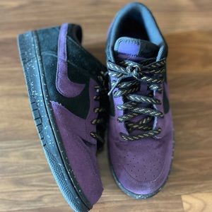 Men’s Nike shoes, size 9, like new!!